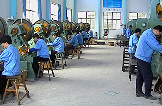 斷路器的結構特點及主要性能參數(shù)